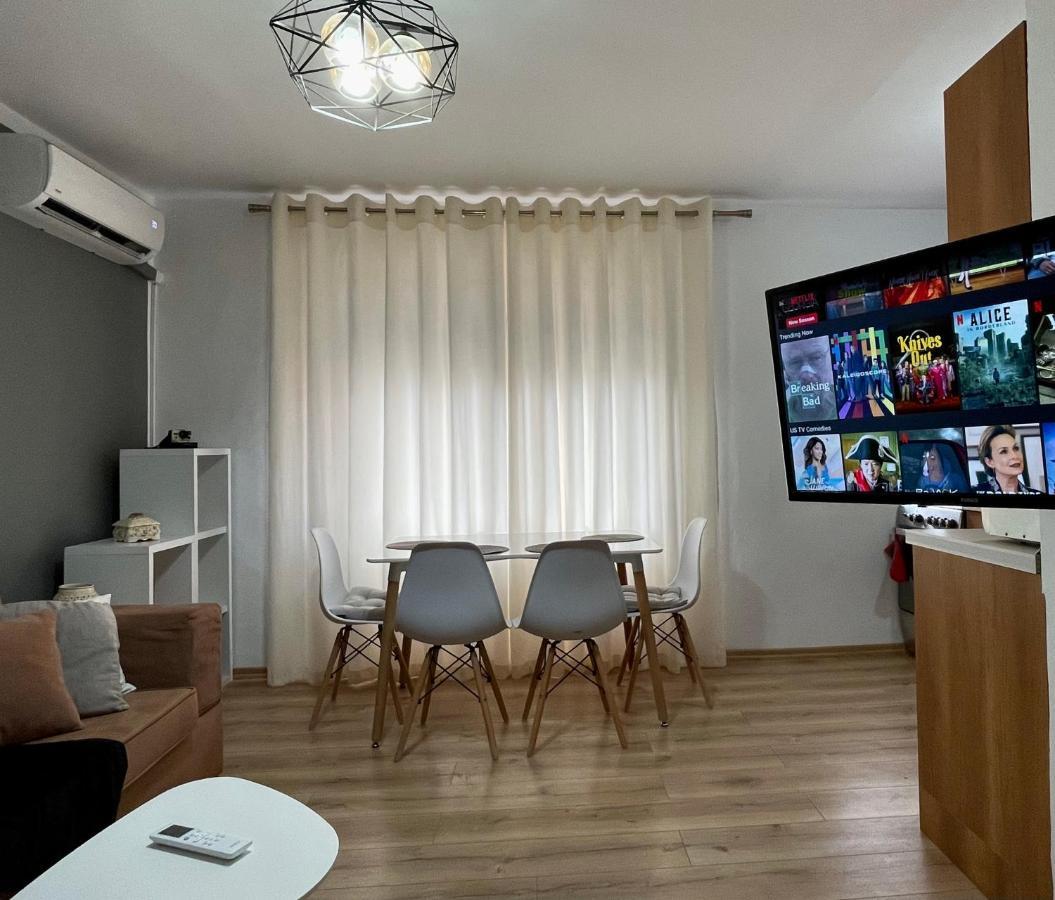 Luel Central Apartament Тирана Екстер'єр фото